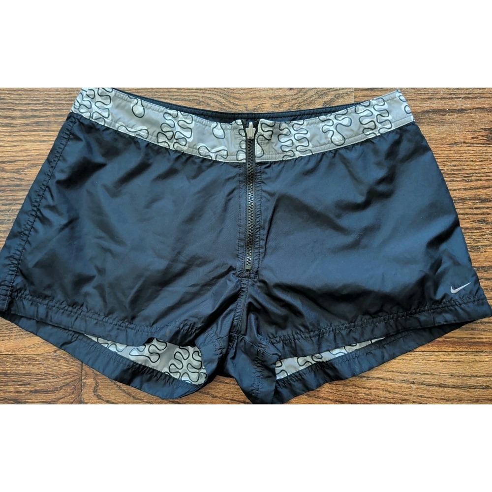 Nike Vintage Reversible Black & White Board Shorts Swim Women's M? Y2K Beach
